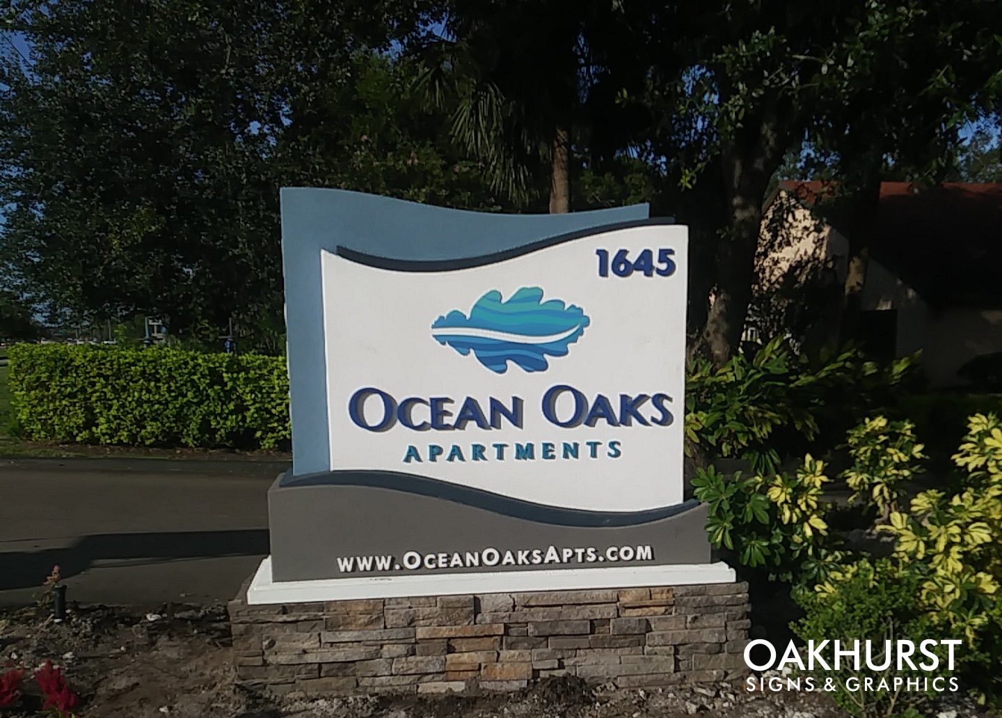 Ocean Oaks Apartments Monument Signage