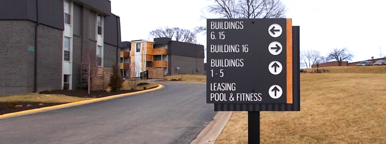 Wayfinding Directional Sign for Multifamily Property